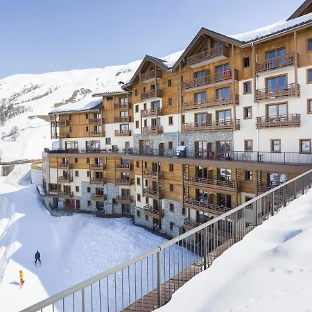 Apartment On Slopes In Les Menuires * Saint-Martin-de-Belleville